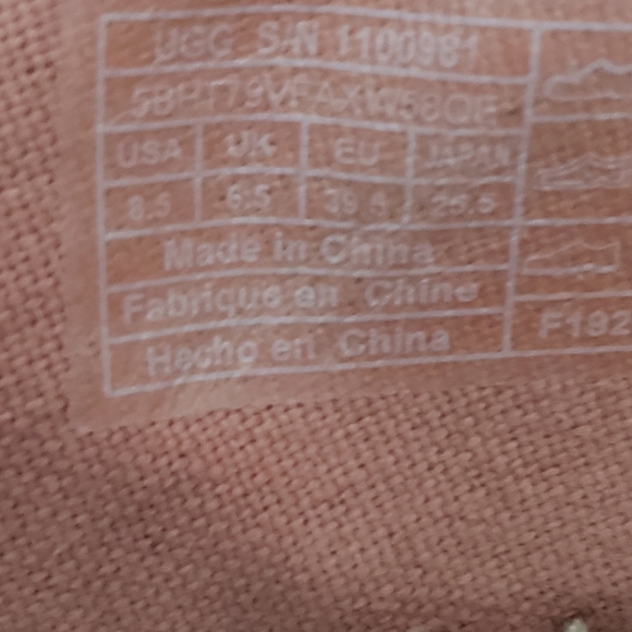 UGG HEIDI Perforated Suede Espadrille Slip On women's size 8.5 NWNT - Picture 7 of 7